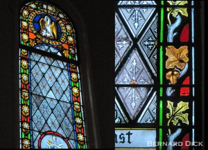 Natural forms are often interpreted in abstract patterns suggestive of the richness of the decorations in a throne room which begs analogy to the richness of life in God’s Garden. Our Lady of Victory/Saint Joseph Church in Rochester has beautiful stained glass windows edged with stylized open flowers. Geometric patterns fill the center field of the windows. (right) Detail of a window in Our Lady of Victory/Saint Joseph Church, Rochester, NY.